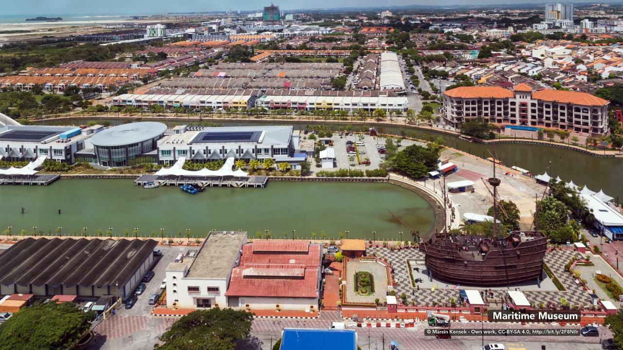 Coastal Park Hotel Malacca Exterior foto
